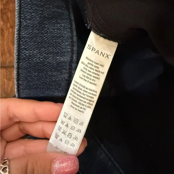 Spanx Jeanish Ankle Leggings Medium Wash Jeggings size Medium - Picture 9 of 12